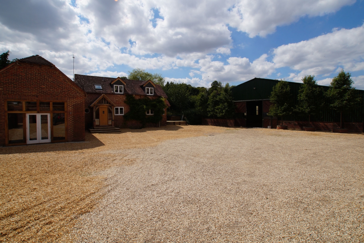 Ridgeway House Luxury Holiday House for Groups, Berkshire
